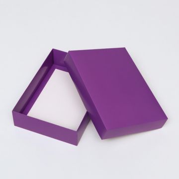 Коробка без окна 210х150х50мм картонная сиреневая 1/400