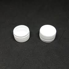 ПЭТ крышка для бутылки 28мм белая 100/3500