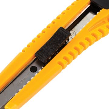 Нож канцелярский 18мм большой с метал. направляющими автофиксатор+2лезвия, блистер Brauberg 1/12