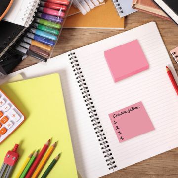 Блок самоклеящийся 50х50мм 100л розовый пастель STAFF 1/12/384