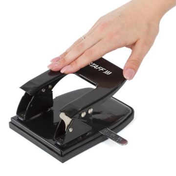 Дырокол на 30листов металлический черный Manager Staff 1/24